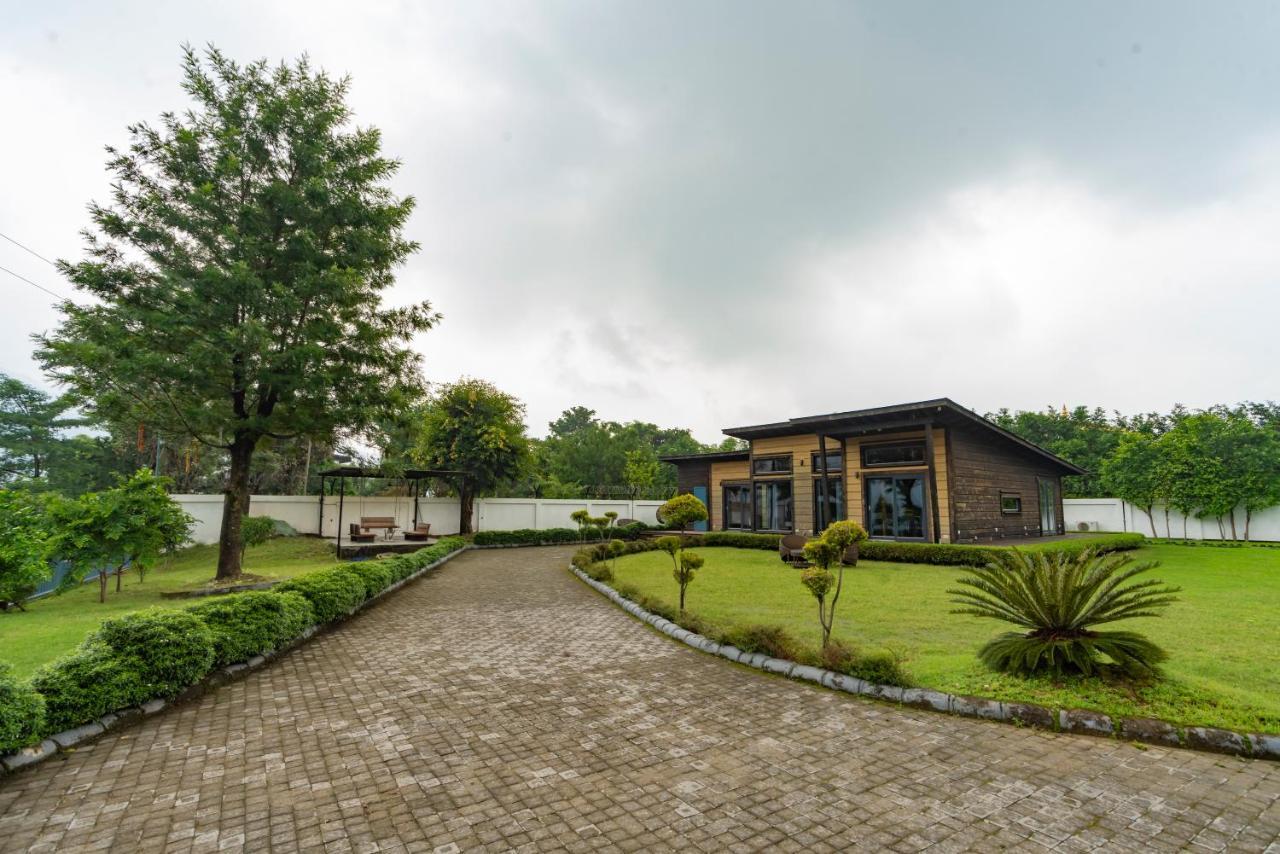 Saffronstays Paradise Pines, Dehradun - Cliff Villa With Valley & Forest Views Eksteriør billede
