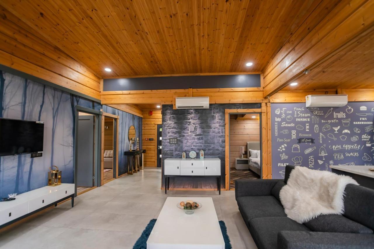 Saffronstays Paradise Pines, Dehradun - Cliff Villa With Valley & Forest Views Eksteriør billede